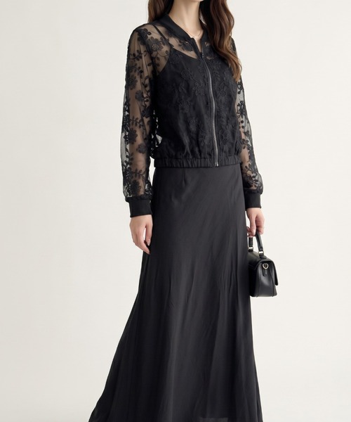 umune(ウムネ)の「オーガンジーブルゾン 花柄刺繍 シアー 透け感 ジップアップ ジャケット リブ切替 ライトアウター 羽織り フェミニン 秋(ブルゾン・レディース・オフホワイト/ブラック・FREE)」の11枚目の写真