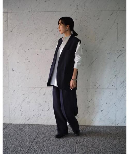 YLEVE（イレーヴ）の「YLEVE / LINEN DOUBLE CLOTH NO SLEEVE JACKET（テーラードジャケット・レディース・ネイビー・1/0）」の10枚目の写真