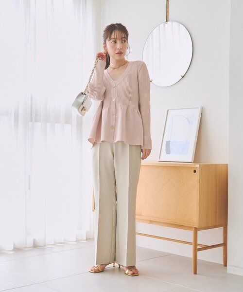 La boutique BonBon(ラブティックボンボン)の「【お上品きらきら】ラメペプラム前後2WAYカーディガン(カーディガン/ボレロ・レディース・チャコールグレー/ホワイト/ネイビー/ブラウン/ピンク・FREE)」の6枚目の写真