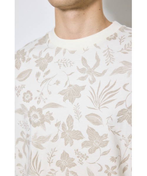 AZUL by moussy（アズールバイマウジー）の「総柄プリントトップス（Tシャツ/カットソー・メンズ・ブラック系その他/ホワイト系その他・MEDIUM/LARGE）」の19枚目の写真