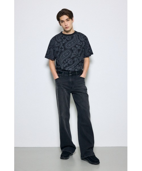 AZUL by moussy（アズールバイマウジー）の「総柄プリントトップス（Tシャツ/カットソー・メンズ・ブラック系その他/ホワイト系その他・MEDIUM/LARGE）」の11枚目の写真