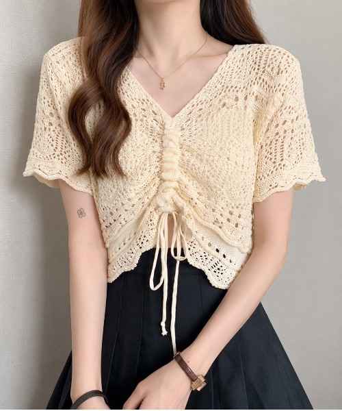 NANEA(ナネア)の「クロシェニットフロントシャーリングプルオーバー(Tシャツ/カットソー・レディース・ホワイト/アイボリー/ベージュ/パープル/ブラック・フリー)」の3枚目の写真