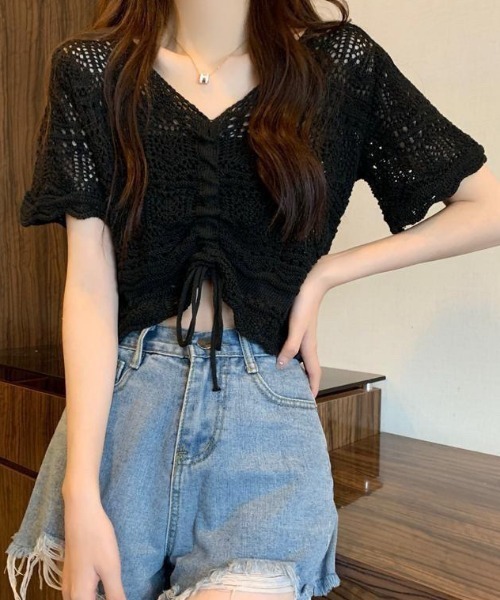 NANEA(ナネア)の「クロシェニットフロントシャーリングプルオーバー(Tシャツ/カットソー・レディース・ホワイト/アイボリー/ベージュ/パープル/ブラック・フリー)」の15枚目の写真
