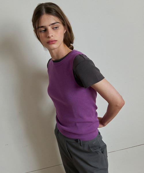 AENE(エイネ)の「エイTシャツ(ブラック)(Tシャツ/カットソー・レディース・ブルー/ホワイト/ライトイエロー/ブラック/チャコール/ライトグレー/ネイビー・SMALL/MEDIUM)」の12枚目の写真