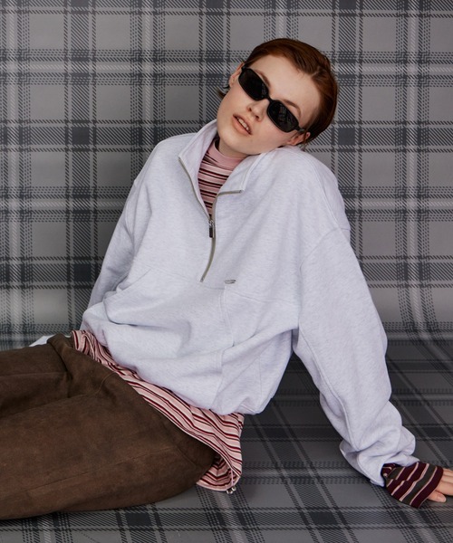 MAISON SPECIAL(メゾンスペシャル)の「【2026Autumn PRE-ORDER】Short Half-Zip Sweatshirt/ショートハーフジップスウェット(Tシャツ/カットソー・レディース・ライトグレー/グリーン/パープル/チャコールグレー・FREE)」の10枚目の写真