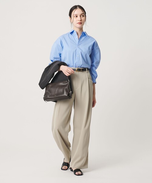 BEAUTY&YOUTH UNITED ARROWS（ビューティーアンドユースユナイテッドアローズ）の「ポリエステルブレンド バックゴム ワイドパンツ ウォッシャブル 吸水速乾 防シワ（スラックス・レディース・モカ/ダークブラウン/ダークグレー/ベージュ/ブラック・XS/M/S）」の17枚目の写真