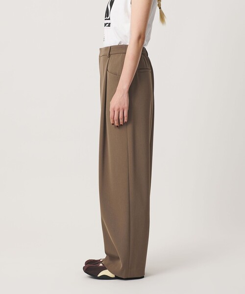 BEAUTY&YOUTH UNITED ARROWS（ビューティーアンドユースユナイテッドアローズ）の「ポリエステルブレンド バックゴム ワイドパンツ ウォッシャブル 吸水速乾 防シワ（スラックス・レディース・モカ/ダークブラウン/ダークグレー/ベージュ/ブラック・XS/M/S）」の22枚目の写真