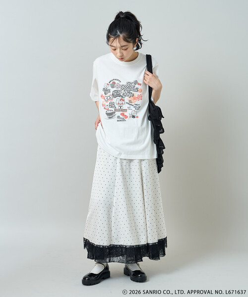 FREAK'S STORE(フリークスストア)の「SANRIO/サンリオ 'HELLO KITTY' コラージュ プリントTシャツ(Tシャツ/カットソー・レディース・チャコール/オフホワイト・フリ-)」の5枚目の写真