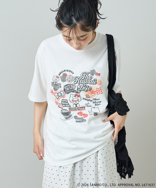 FREAK'S STORE(フリークスストア)の「SANRIO/サンリオ 'HELLO KITTY' コラージュ プリントTシャツ(Tシャツ/カットソー・レディース・チャコール/オフホワイト・フリ-)」の7枚目の写真