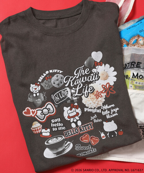 FREAK'S STORE(フリークスストア)の「SANRIO/サンリオ 'HELLO KITTY' コラージュ プリントTシャツ(Tシャツ/カットソー・レディース・チャコール/オフホワイト・フリ-)」の10枚目の写真