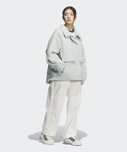 adidas(アディダス)の「STADIUM CHROME パッド ミッド JK ジャケット / アディダス adidas(ダウンジャケット/コート・レディース・グレー・XX-LARGE/LARGE/MEDIUM/SMALL/X-LARGE/X-SMALL)」の5枚目の写真
