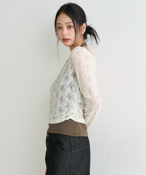 RAY CASSIN（レイカズン）の「【レース / 花柄】ホルターレイヤードTシャツ / ロンT（Tシャツ/カットソー・レディース・ブラック系その他3/ブルー系その他3/ブラック系その他2/アイボリー・FREE）」の13枚目の写真