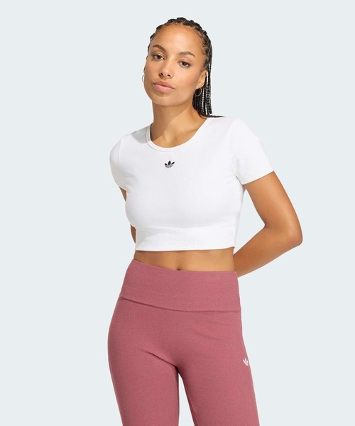 adidas(アディダス)の「エッセンシャルリブTシャツ / ESSENTIALS RIB TEE / アディダスオリジナルス adidas Originals(Tシャツ/カットソー・レディース・ホワイト・X-SMALL/XX-LARGE/MEDIUM/LARGE/X-LARGE/SMALL)」の1枚目の写真