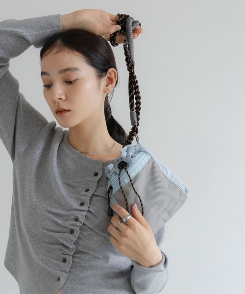 LOWRYS FARM(ローリーズファーム)の「【撥水機能付き】アミコードマルチWAYBAG 1051050(ショルダーバッグ・レディース・ブルー/ブラック・FREE)」の11枚目の写真