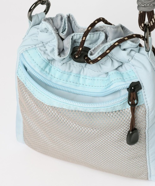 LOWRYS FARM(ローリーズファーム)の「【撥水機能付き】アミコードマルチWAYBAG 1051050(ショルダーバッグ・レディース・ブルー/ブラック・FREE)」の4枚目の写真