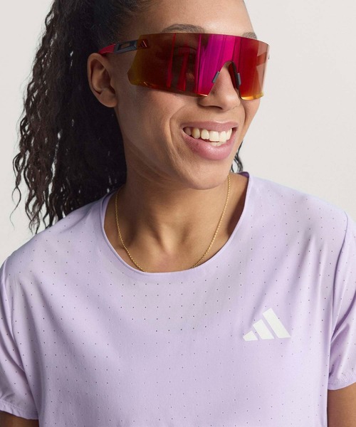 adidas(アディダス)の「アディゼロ ランニング半袖Tシャツ / アディダス adidas(Tシャツ/カットソー・レディース・バイオレット・X-LARGE/MEDIUM/LARGE/XX-LARGE/SMALL)」の3枚目の写真