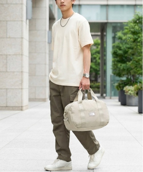 THE NORTH FACE(ザノースフェイス)の「【THE NORTH FACE/ザノースフェイス】HERITAGE CARGO M LIGHT ボストンバッグ 2WAY ショルダーバッグ ダッフルバッグ 軽量 トラベルバッグ ユニセックス(ボストンバッグ・レディース・ブラック/グレイッシュベージュ/サンドベージュ/サックスブルー/カーキ・ONE SIZE)」の21枚目の写真