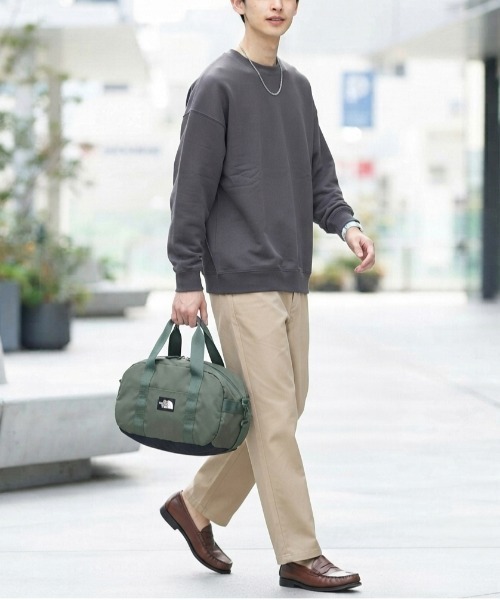 THE NORTH FACE(ザノースフェイス)の「【THE NORTH FACE/ザノースフェイス】HERITAGE CARGO M LIGHT ボストンバッグ 2WAY ショルダーバッグ ダッフルバッグ 軽量 トラベルバッグ ユニセックス(ボストンバッグ・レディース・ブラック/グレイッシュベージュ/サンドベージュ/サックスブルー/カーキ・ONE SIZE)」の18枚目の写真