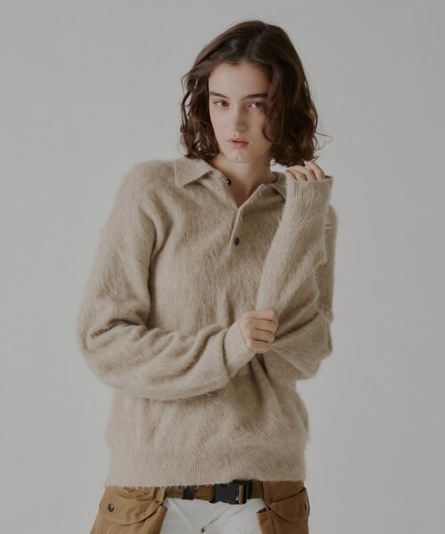 WHIMSIC（ウィムジック）の「【UNISEX/2サイズ展開】アンゴラブレンドシャギーニットポロシャツ（ニット/セーター・メンズ・ブラウン/オリーブ/ベージュ・2/1）」の2枚目の写真