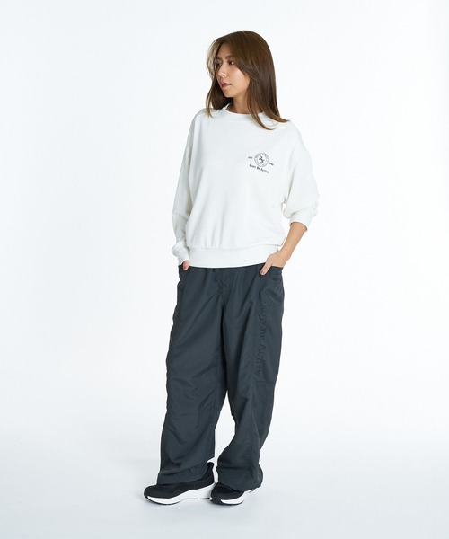 ROXY(ロキシー)の「ROXY FITNESS SIDEWALK PO サーモコントロール スウェットトップス /速乾/UVカット 【2026年秋冬モデル】/ロキシーバックプリントスウェット(スウェット・レディース・ブルー/オフホワイト/ブラック・SMALL/MEDIUM/LARGE)」の12枚目の写真