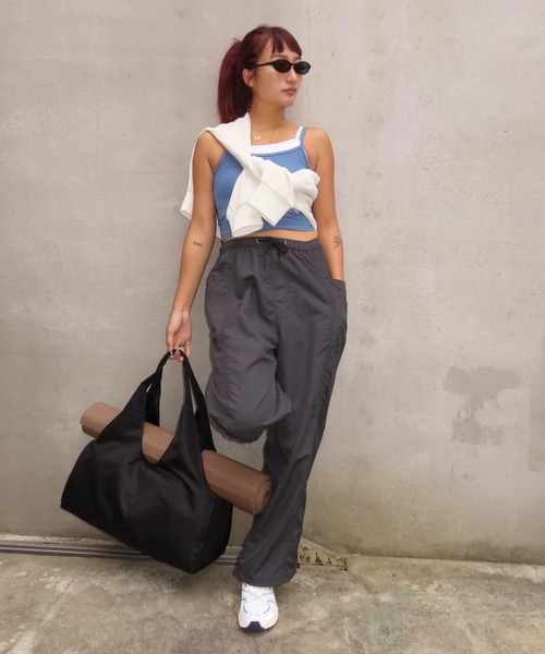 ROXY(ロキシー)の「ROXY FITNESS SIDEWALK PO サーモコントロール スウェットトップス /速乾/UVカット 【2026年秋冬モデル】/ロキシーバックプリントスウェット(スウェット・レディース・ブルー/オフホワイト/ブラック・SMALL/MEDIUM/LARGE)」の8枚目の写真