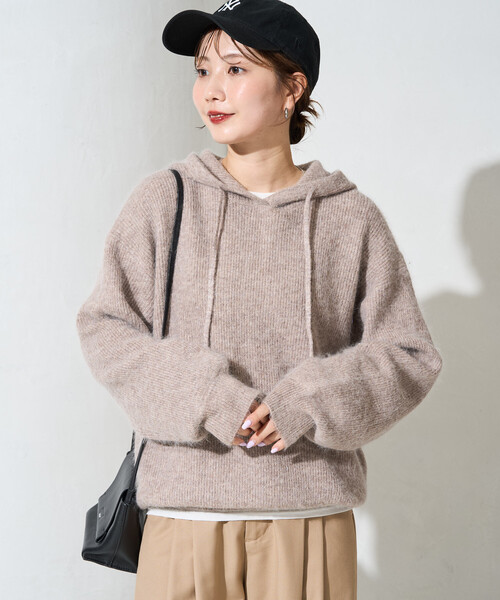 FREAK'S STORE(フリークスストア)の「限定展開 アンゴラミックス フーディ ニット プルオーバー(ニット/セーター・レディース・ブラック/ベージュ/ネイビー/グレー/ナチュラル・フリ-)」の13枚目の写真