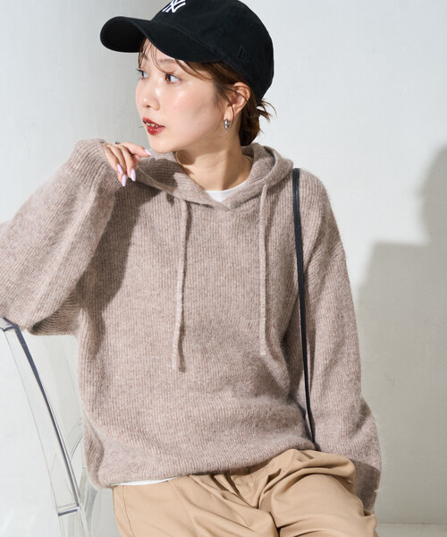 FREAK'S STORE(フリークスストア)の「限定展開 アンゴラミックス フーディ ニット プルオーバー(ニット/セーター・レディース・ブラック/ベージュ/ネイビー/グレー/ナチュラル・フリ-)」の7枚目の写真