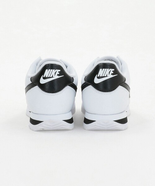 NIKE(ナイキ)の「<NIKE>CORTEZ スニーカー(スニーカー・レディース・ブラック/ホワイト・22.5cm/25cm/23.5cm/24.5cm/23cm/24cm/25.5cm)」の6枚目の写真