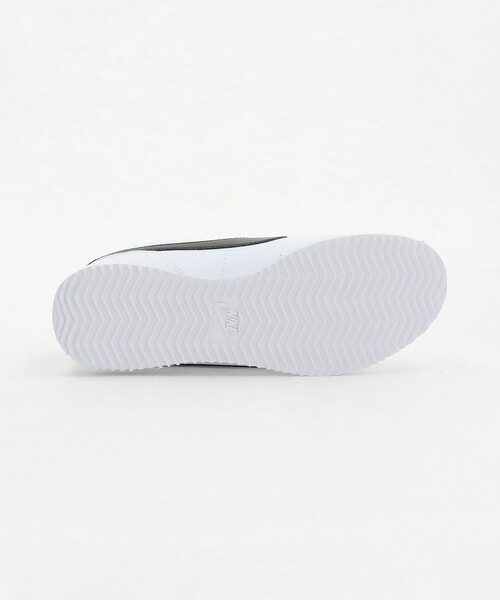 NIKE(ナイキ)の「<NIKE>CORTEZ スニーカー(スニーカー・レディース・ブラック/ホワイト・22.5cm/25cm/23.5cm/24.5cm/23cm/24cm/25.5cm)」の7枚目の写真