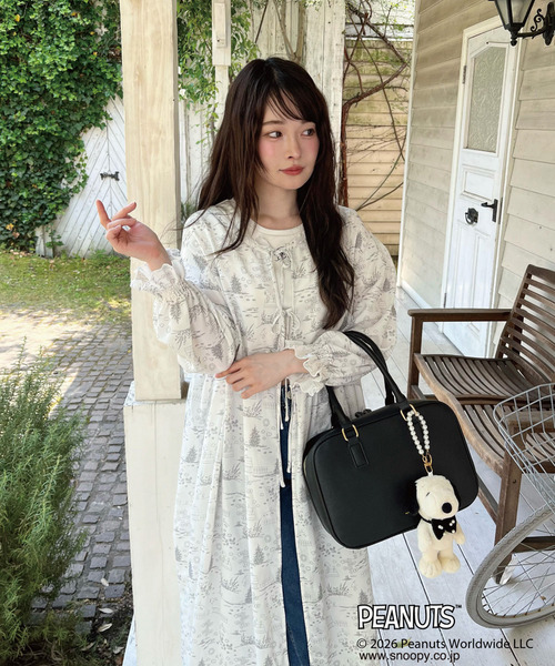 MIIA（ミーア）の「【PEANUTS】スヌーピー総柄ワンピース（ワンピース・レディース・グレー・FREE）」の9枚目の写真