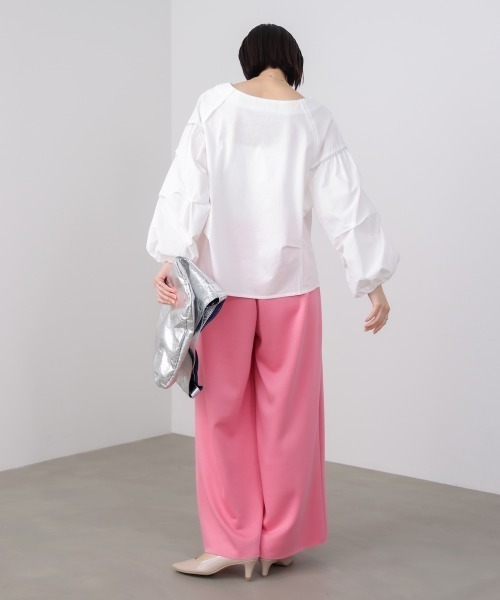 Bou Jeloud(ブージュルード)の「Wシルケット異素材タックスリーブプルオーバー(Tシャツ/カットソー・レディース・オフホワイト/ブラック・FREE)」の18枚目の写真