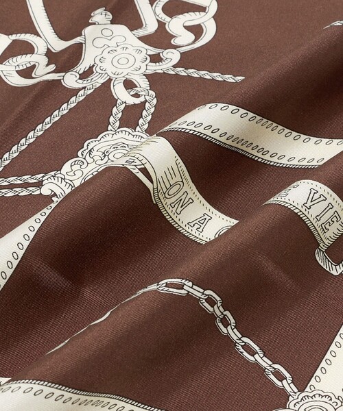 manipuri(マニプリ)の「<manipuri>SILK 88×88 スカーフ 26FW(バンダナ/スカーフ・レディース・ダークブラウン/マスタード/その他1・FREE)」の11枚目の写真