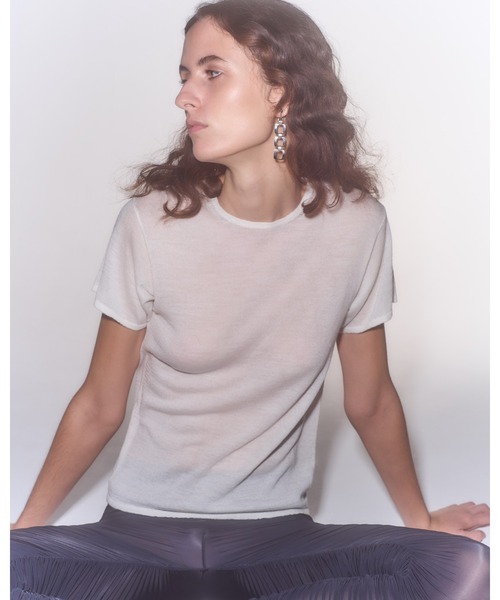 IRIS47（イリスフォーセブン）の「【IRIS 47】bare cashmere T-shirt/ベア カシミヤ ティーシャツ（Tシャツ/カットソー・レディース・ホワイト/ブラック/ダークグレー・FREE）」の5枚目の写真