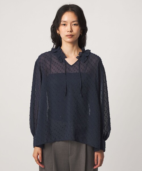 green label relaxing(グリーンレーベルリラクシング)の「シアー フリルネック ブラウス(シャツ/ブラウス・レディース・ネイビー/オフホワイト/ブラック・FREE)」の17枚目の写真