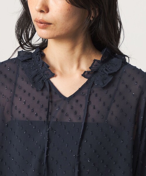green label relaxing(グリーンレーベルリラクシング)の「シアー フリルネック ブラウス(シャツ/ブラウス・レディース・ネイビー/オフホワイト/ブラック・FREE)」の20枚目の写真
