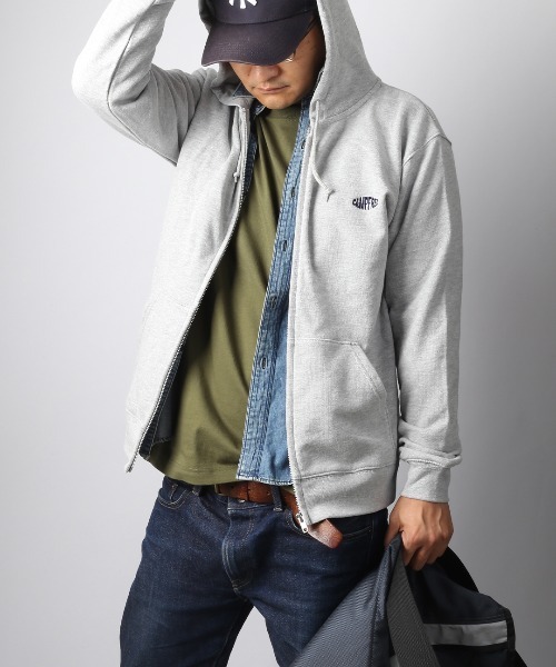 CAMPFREE（キャンプフリー）の「[キャンプフリー] CAMPFREE 8.4oz 裏毛ワンポイント刺繍ジップパーカー（パーカー・メンズ・ブラック/ネイビー/杢グレー・S/2XL/L/M/XL）」の2枚目の写真
