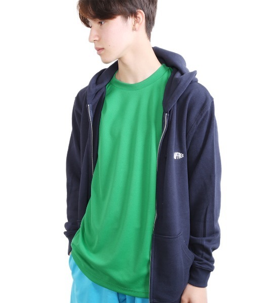 CAMPFREE（キャンプフリー）の「[キャンプフリー] CAMPFREE 8.4oz 裏毛ワンポイント刺繍ジップパーカー（パーカー・メンズ・ブラック/ネイビー/杢グレー・S/2XL/L/M/XL）」の3枚目の写真