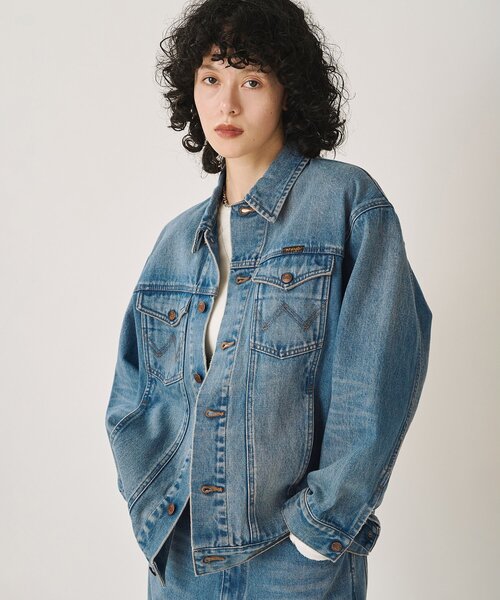 Whim Gazette(ウィムガゼット)の「【Wrangler】デニムGジャン/セットアップ可(デニムジャケット・レディース・ブラック/ブルー・FREE)」の11枚目の写真