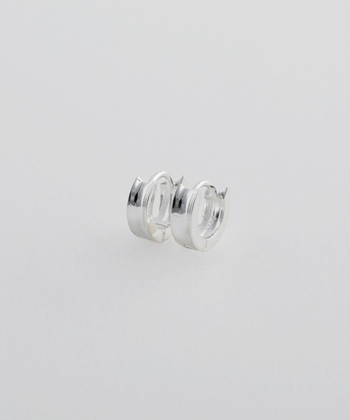 whoseA(フーシー)の「【silver925】Curve Hoop Pierce 10mm / カーブフープピアス10mm(ピアス(両耳用)・メンズ・シルバー/ゴールド・FREE)」の10枚目の写真