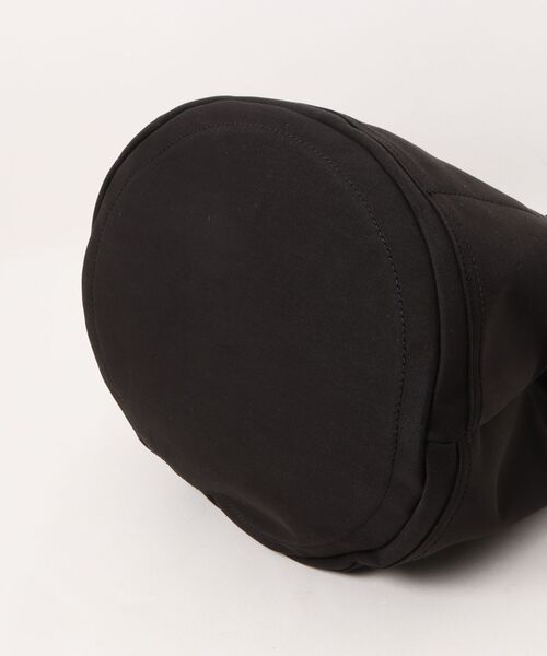 cache cache（カシュ カシュ）の「カシュカシュ cachecache / ポリコットンマルチポケット丸底トートバッグ（トートバッグ・レディース・ライトグレー/カーキ/ブラック・FREE）」の5枚目の写真