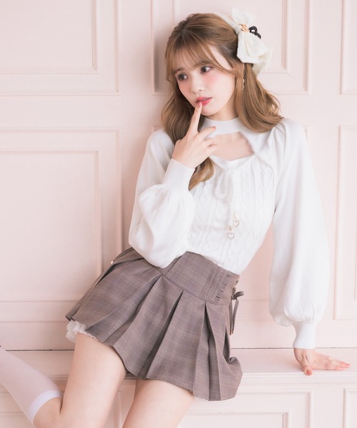 couture BY ROJITA(クチュールバイロジータ)の「【セットアップ対応】タックプリーツミニスカパン(スカート・レディース・ブラック/グレー/ブラウン・FREE)」の17枚目の写真