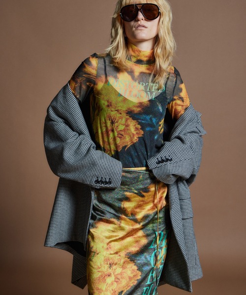 MAISON SPECIAL(メゾンスペシャル)の「【26WINTER PRE-ORDER】DISTORETED BLOOM Logo Sheer Top/DISTORETED BLOOMロゴシアートップ(Tシャツ/カットソー・レディース・ピンク/イエロー/ブルー・FREE)」の18枚目の写真