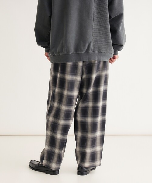 BACK NUMBER(バックナンバー)の「《ウエストゴム》TRヘリンボンチェックパンツ(その他パンツ・メンズ・ブラック系/ダークブラウン系・04/06/05)」の5枚目の写真