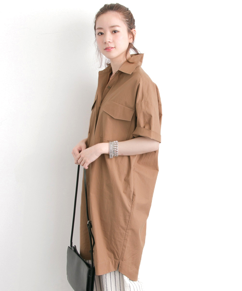 URBAN RESEARCH（アーバンリサーチ）の「UR ポケット付オーバーシャツワンピース（ワンピース・レディース・ブラック/モカ・FREE）」の10枚目の写真