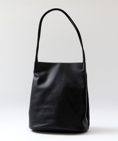 collex(コレックス)の「【NEI】タックフェイクレザートート(トートバッグ・レディース・ブラック/ベージュ・FREE)」の2枚目の写真