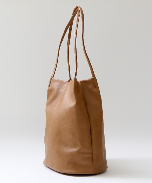 collex(コレックス)の「【NEI】タックフェイクレザートート(トートバッグ・レディース・ブラック/ベージュ・FREE)」の3枚目の写真