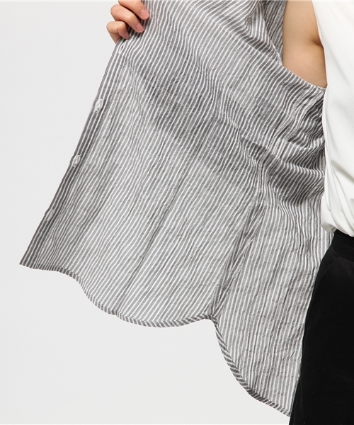 IEDIT（イディット）の「【UVカット８０％以上】ＩＥＤＩＴ　ＬＡＢＯ　さらりＵＶ対策！くしゅっとやわらか素材のシャツパーカー　  （パーカー・レディース・ブラック系その他/ネイビー・MEDIUM/X-LARGE/XX-LARGE/LARGE/SMALL）」の7枚目の写真