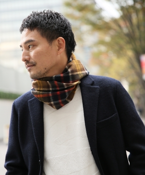 GLOBAL WORK(グローバルワーク)の「カシミヤブレンドマフラー(柄)/729631(マフラー・メンズ・レッド/ベージュ/ダークグレー/イエロー/ブルー系その他/ダークブルー/ネイビー/カーキ/ライトブルー/グレー・FREE)」の9枚目の写真