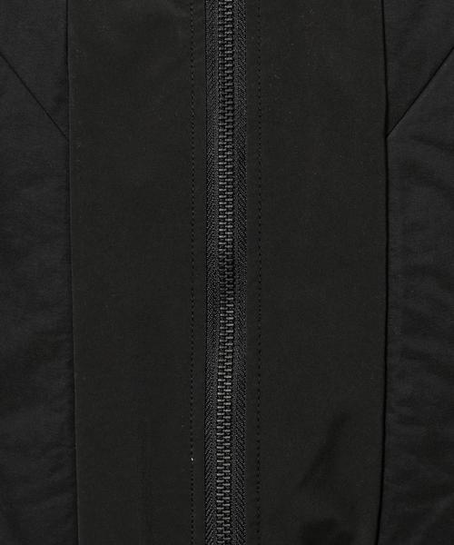 green label relaxing（グリーンレーベルリラクシング）の「[ホワイトマウンテニアリング] ★White Mountaineering WIND/S PRIMA MA-1 ブルゾン（MA-1・メンズ・ブラック/ベージュ/ネイビー・MEDIUM/LARGE/SMALL）」の10枚目の写真