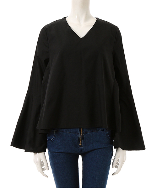 fifth（フィフス）の「フレアスリーブVネックブラウス（シャツ/ブラウス・レディース・ブラック/ホワイト・MEDIUM）」の4枚目の写真